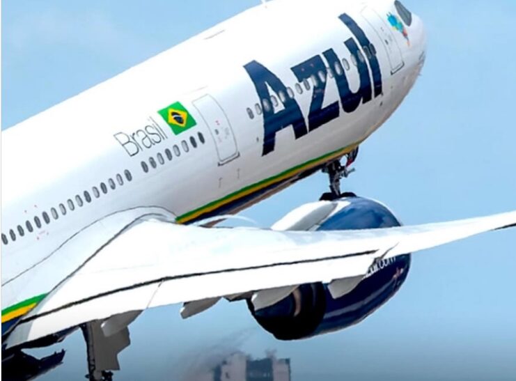 No Ceará, a companhia Azul Linhas Aéreas suspendeu as operações nas cidades de Crateús, São Benedito, Sobral e Iguatú, a partir do dia 10 de março de 2025