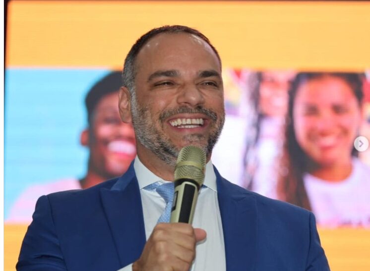 Augusto Vasconcelos toma posse como secretário Estadual do Trabalho