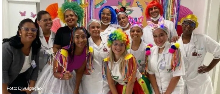 Bailinho de carnaval anima pacientes de clínica de Hemodiálise em Santo Estevão