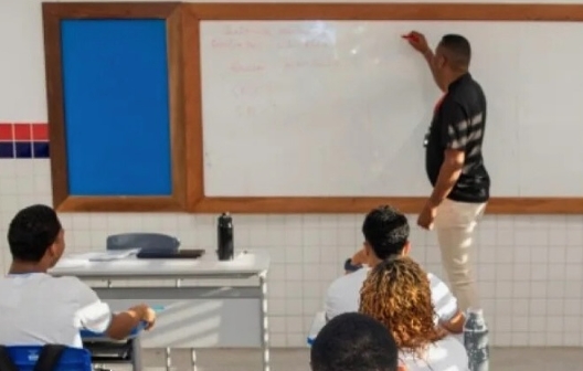 Bahia Abre Seleção para 1.906 Professores via Reda com Vagas em Diversas Modalidades