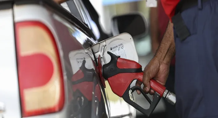Boa Notícia para o Bolso: Preços da Gasolina, Diesel e Gás de Cozinha Sofrem Redução na Bahia