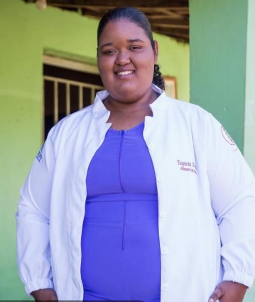Filha de pedreiro e dona de casa da zona rural da menor cidade do Ceará é aprovada em Medicina