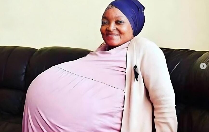 Halima Cissé entra para a história ao dar à luz nove bebês de forma natural e conquistar recorde mundial